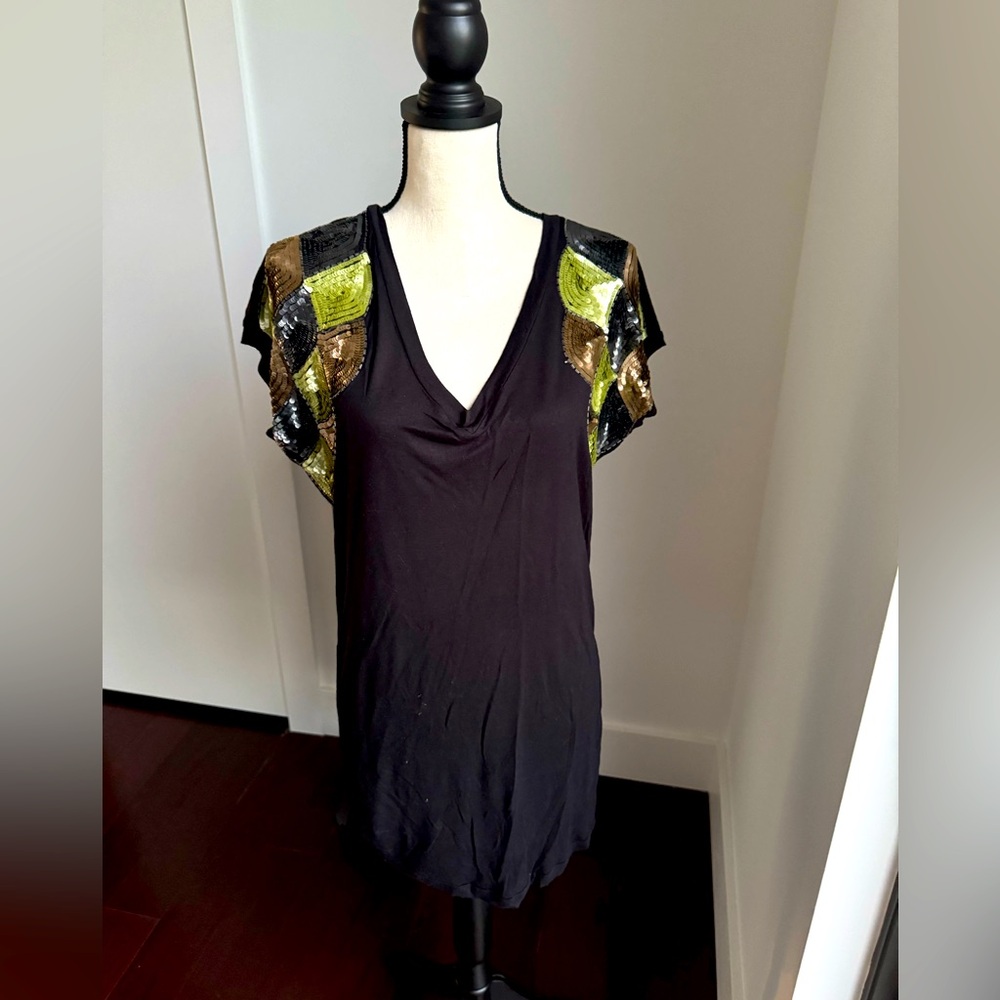 T-Bags Los Angeles Sequin Tunic Black Modal Top size small very good condition